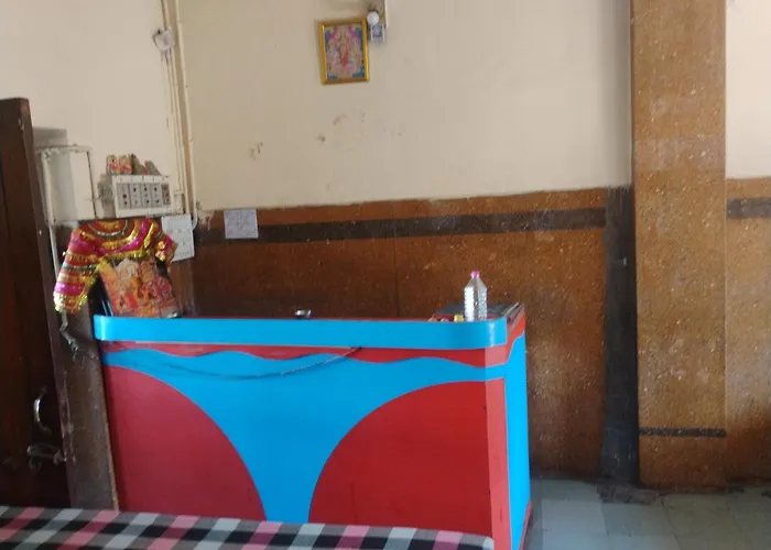 Bhola Hotel & Dormitory